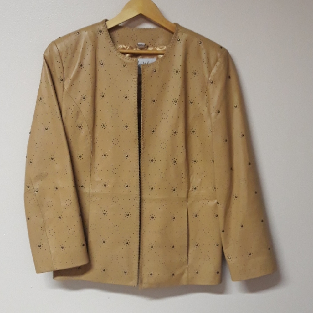 Pamela McCoy tan embellished leather jacket
